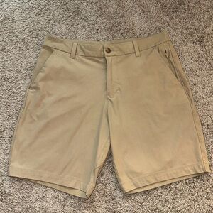 Lululemon Men’s Commission Shorts 9"